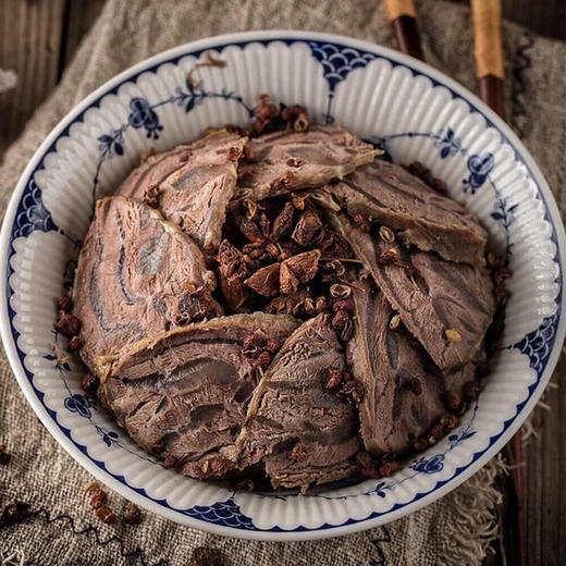 进口新鲜和牛牛腱子肉M4-5原切腱子冷冻生牛肉1000g 商品图1