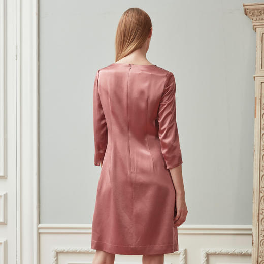 QE87B斯尔丽瑟俪2021年春季上新V领肩部烫钻短款连衣裙 商品图3