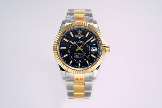 劳力士Rolex Sky-Dweller 纵航者型 天行者
【表壳】表盘尺寸42mm 商品图0