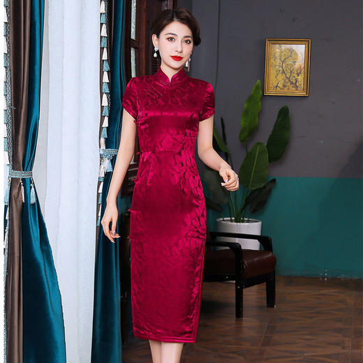上海旗袍厂TZRY-21004喜庆提花真丝旗袍品质款生产加工2021新款改良宴会礼服高档旗袍 商品图0