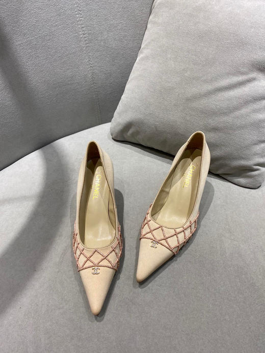 小香家 真丝手工串珠高跟鞋3色 商品图3