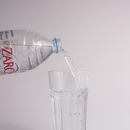 希腊进口 ZARO'S扎露斯饮用天然水 1.5L*6瓶/箱 商品图4