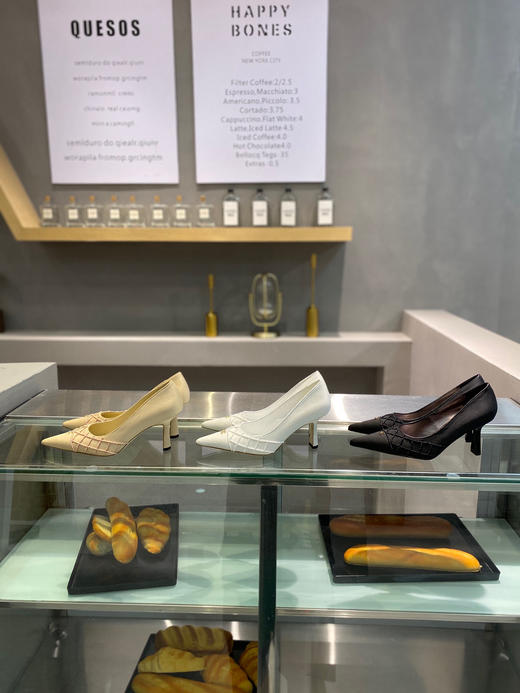 小香家 真丝手工串珠高跟鞋3色 商品图1