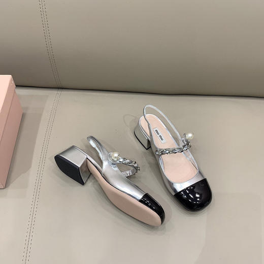 miumi*新款玛丽珍系列凉鞋 商品图8
