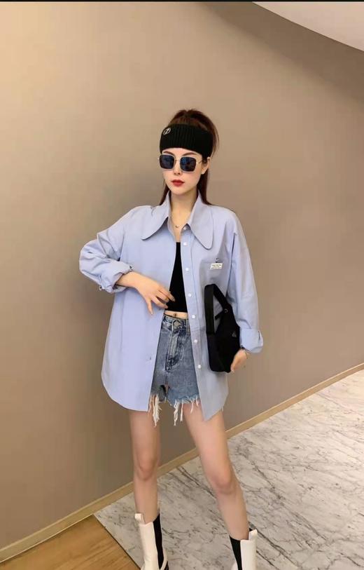 精典蓝月 品类:休闲衬衣 商品图1