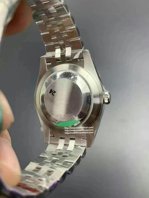 VS版本劳力士日志蓝面少量到货，接受预订。搭载全新3235机芯，72小时动能储存。没错，72小时。 商品图3