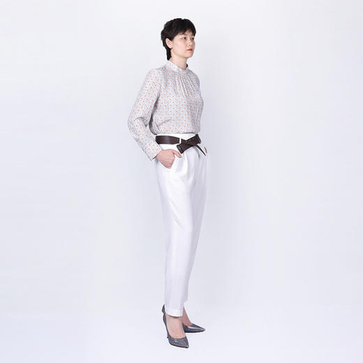 圣三利女装  气质优雅半高领碎花衬衫SL121E01 商品图2