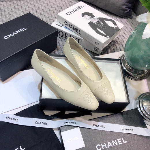 小香春夏新款果冻色女单鞋 商品图5