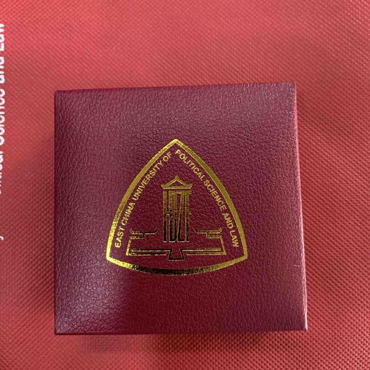 华政校徽组合 商品图1