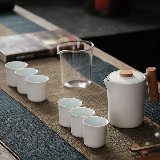 湘瓷8头茶具 白色相知
 商品图0