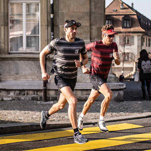 Compressport/CS 运动袜跑步袜 马拉松越野压缩速干袜 足弓支撑 商品图0