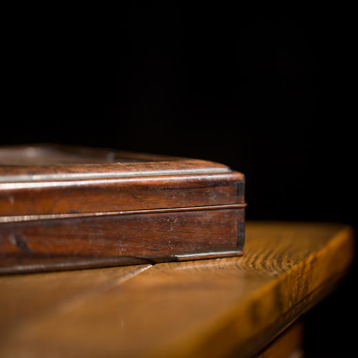 清代 红木壸门圈口砚盒 商品图3