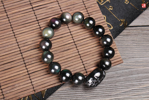 彩虹眼龙龟手串 商品图1