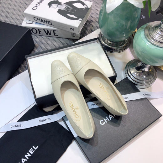 小香春夏新款果冻色女单鞋 商品图6