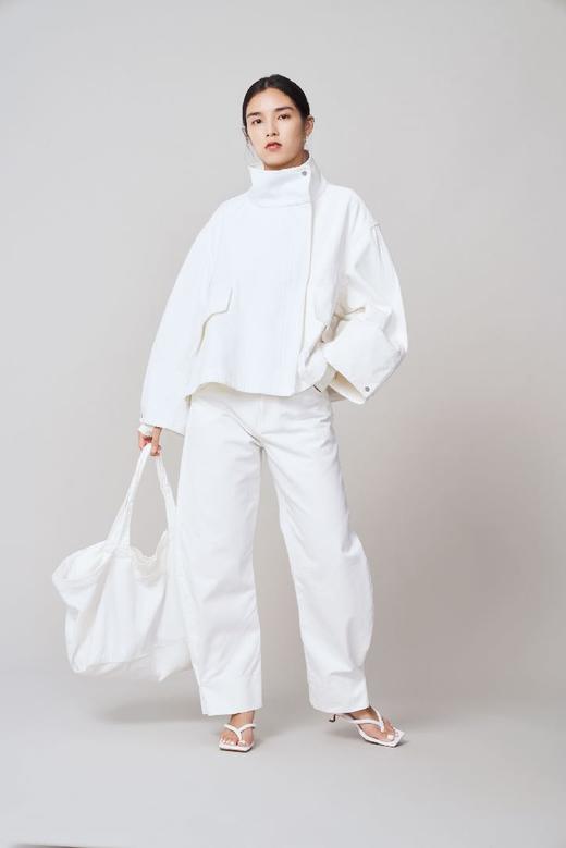 2021春夏新款——COMMXN中腰收脚口牛仔裤 商品图0