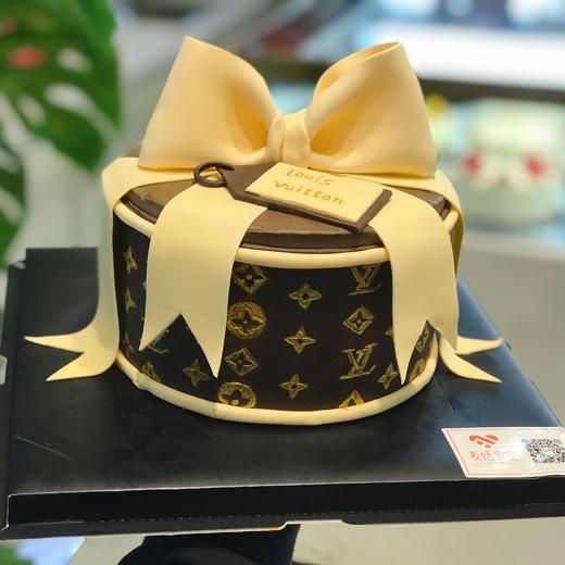 大热款LV水桶包蛋糕（图中不使用金粉）提前2天预定 商品图0