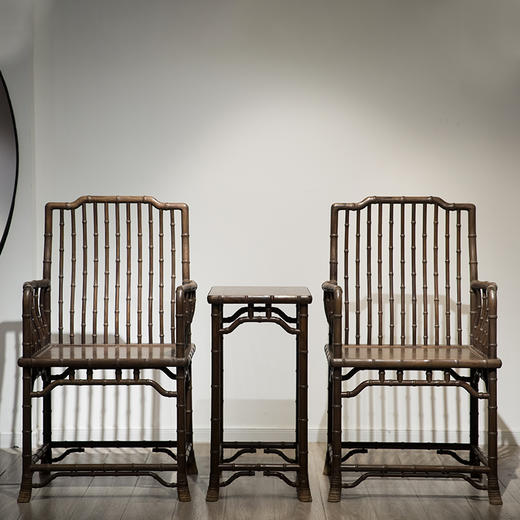 清代 红木竹节工梳背椅（两椅一几） 商品图0