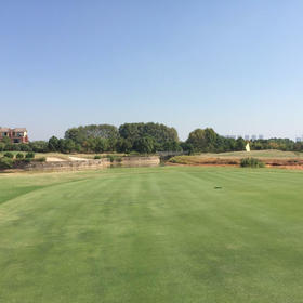 鄂州红莲湖高尔夫俱乐部  Ezhou Honglianhu Golf Club | 鄂州高尔夫球场俱乐部 | 湖北 | 中国