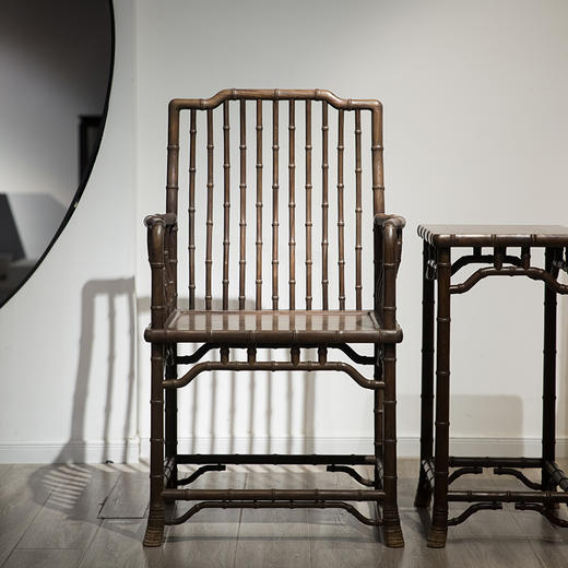 清代 红木竹节工梳背椅（两椅一几） 商品图1