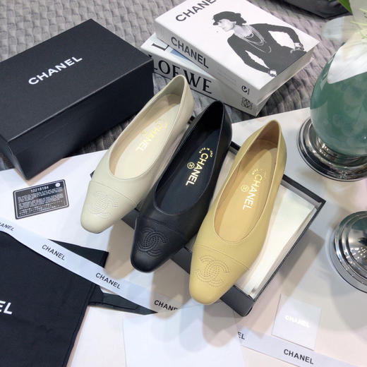 小香春夏新款果冻色女单鞋 商品图0