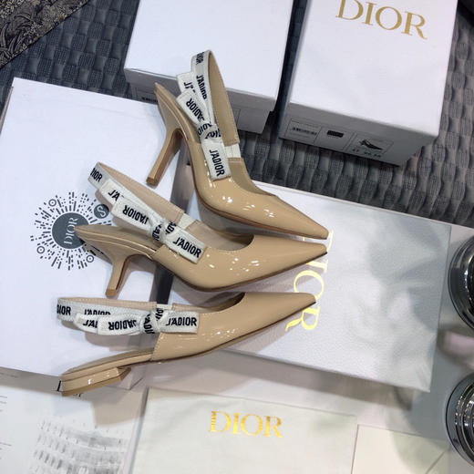 J'ADIOR织带女鞋-杏色漆皮 商品图2