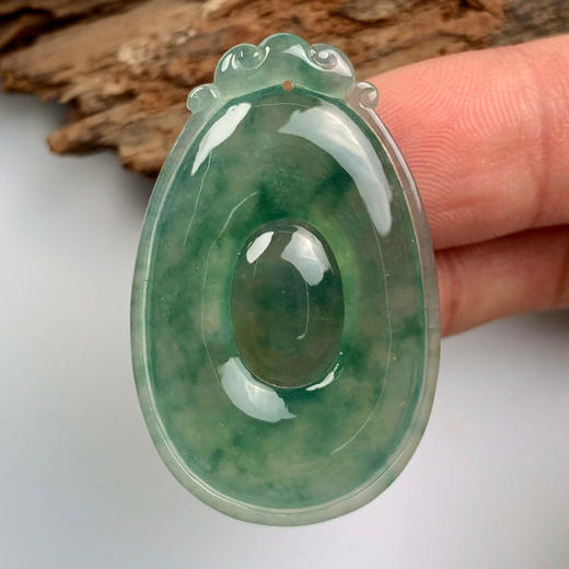 派瑞翡翠 翡翠挂件 冰糯种 淡清色 商品图2