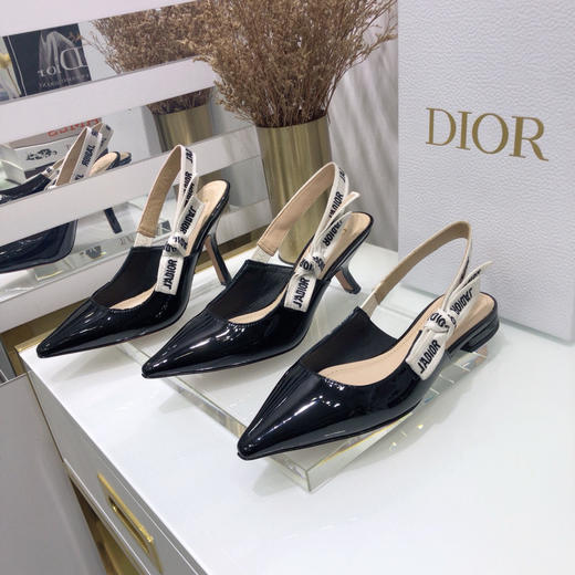 J'ADIOR织带女鞋-黑色漆皮 商品图0