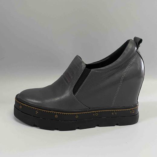 SA-LINK W502 灰色内增高厚底8厘米懒人一脚蹬 商品图1