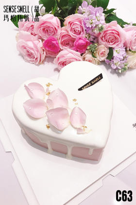 C63树莓奶油蛋糕