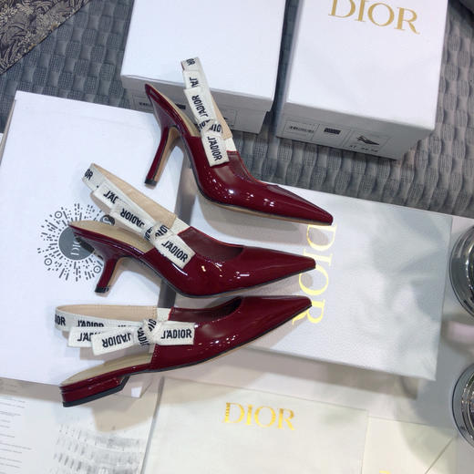 J'ADIOR织带女鞋-酒红漆皮 商品图2