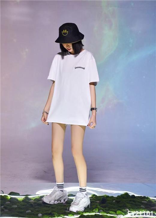 圆领短T21101 商品图0