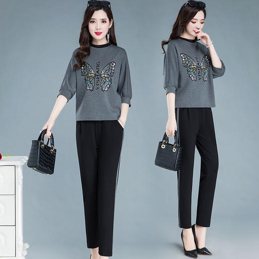 QYM-XYKL-QM03-Y新款时尚气质休闲圆领七分袖蝴蝶印花上衣运动裤两件套 商品图0