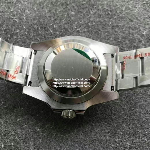 🆕N厂新品 黑水鬼绿水鬼V12版本SUB版的，主要升级机芯摆轮，跟表壳内结构细节，还有外观表带表壳拉砂打磨。V12版本只有新3135机芯。现货出售。 商品图8