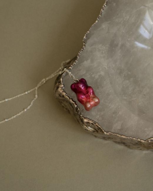 北京仓｜Maggoosh-Gummy-OMBRE PLUM-李子味小熊 项链［希腊设计师］ 商品图0