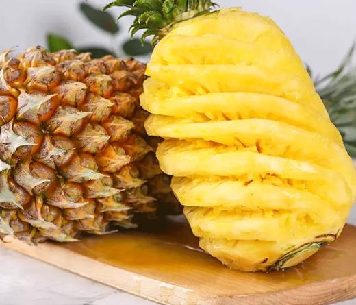 菠萝3斤左右 去皮 商品图0