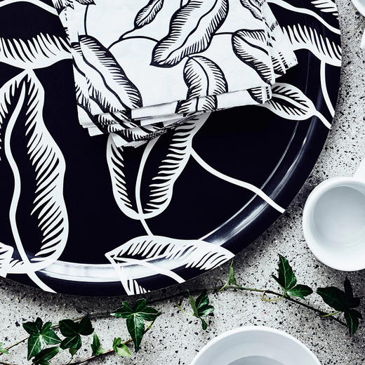 IKEA 宜家 AVSIKTLIG 阿西利 餐巾纸 白色 黑色 叶 33x33 厘米 商品图4