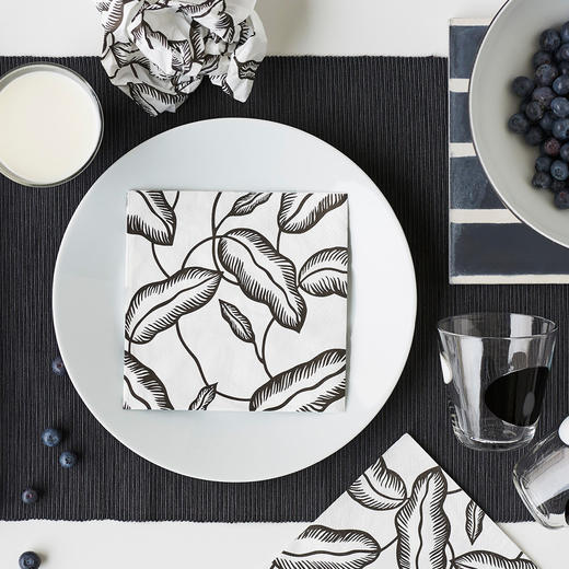 IKEA 宜家 AVSIKTLIG 阿西利 餐巾纸 白色 黑色 叶 33x33 厘米 商品图3