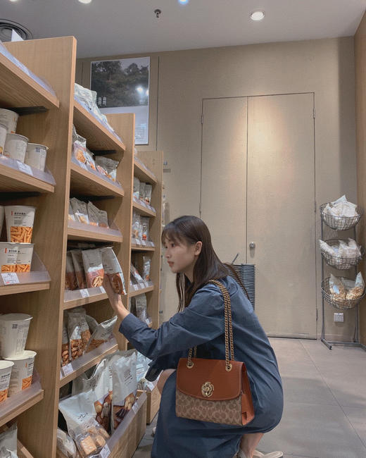 Coach蔻驰山茶花Parker26号-棕色 商品图1