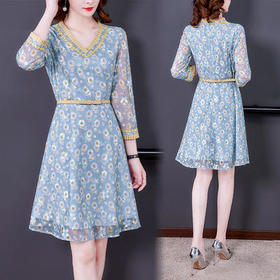 AHM- prfs9723 蓝色蕾丝连衣裙女装2021春夏新款优雅气质V领雏菊印花中长款A字裙