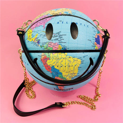 Chinatown Market 地图篮球 商品图1