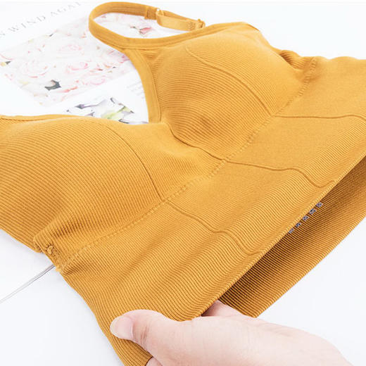 【买1送1，性感露脐，大U美背】一体式bra吊带背心 无钢圈不紧勒 提胸剪裁 宽腹收边显瘦 柔软舒适 外搭内穿都可以~ 商品图7