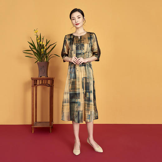 上海旗袍厂XT-CT20-307新款女式复古优雅简约连衣裙 商品图2