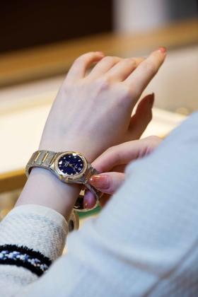 OMEGA | 30岁后的第一块表，必须好好挑选