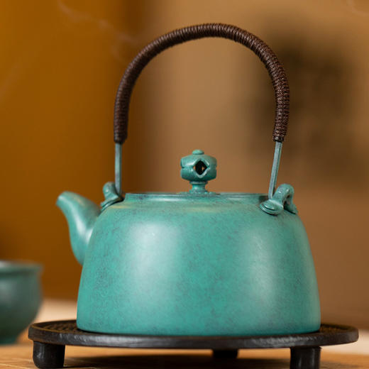 朱炳仁丨欢喜壶 铜壶 280ml 茶具套组 1壶1琴炉1葫芦香插 配壶垫壶叉      商品图5