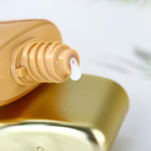 肌肤保护伞 SPF50+清盈焕白假日防晒乳 50g/瓶 商品图3