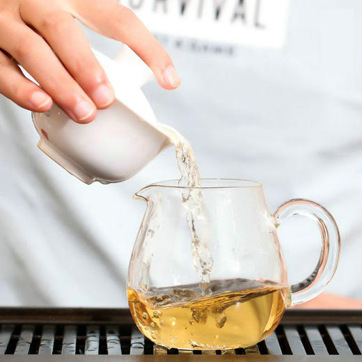 【纯净免洗茶】茂连 书声 荒山野生霸气甜茶 普洱生茶8611 357g/饼 商品图6