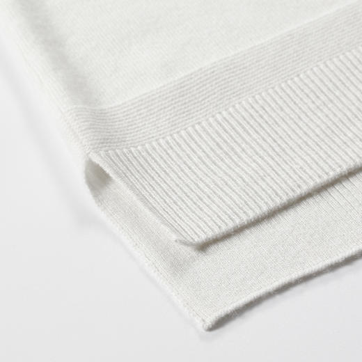 羊绒世家2021早春新款圆领100%山羊绒衫女时尚不对称内搭保暖毛衣 商品图10