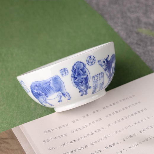 青花内画牛转乾坤杯 商品图2