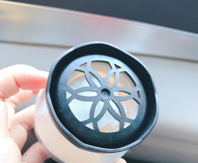 日本 小林制药 车载芳香剂（白色 车用）（049501） 商品图3