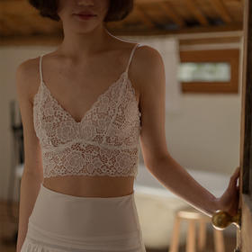 【买一送一】法式三角杯水溶蕾丝内衣 吊带裹胸 性感美背 无钢圈聚拢打底内衣
